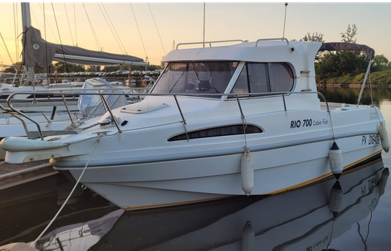 Rio 700 Cabin Fish