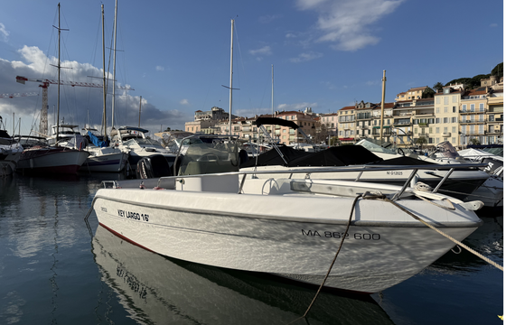 Sessa Marine Key Largo 16