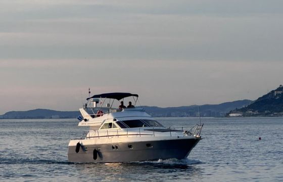 Ferretti Altura 39
