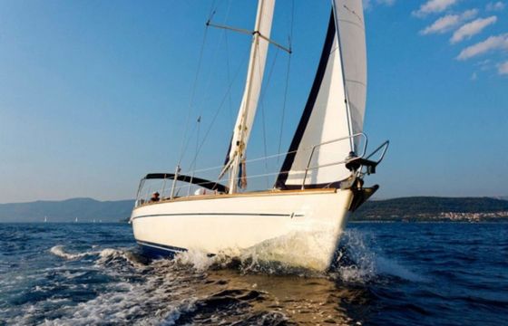 Bavaria 44