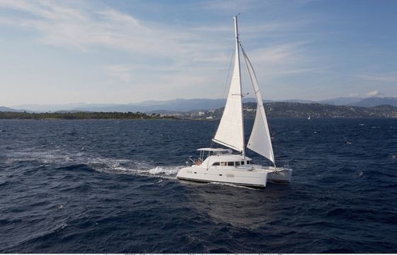 Lagoon 380