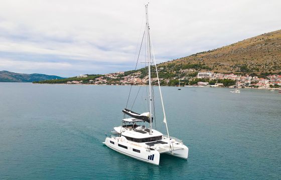 Lagoon 51
