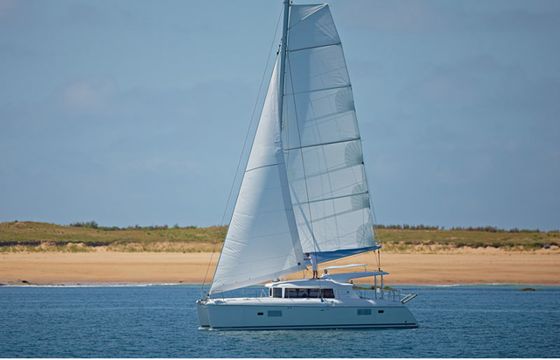 Lagoon 421