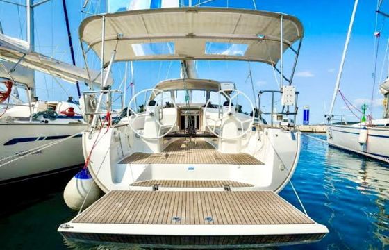 Bavaria Cruiser 37