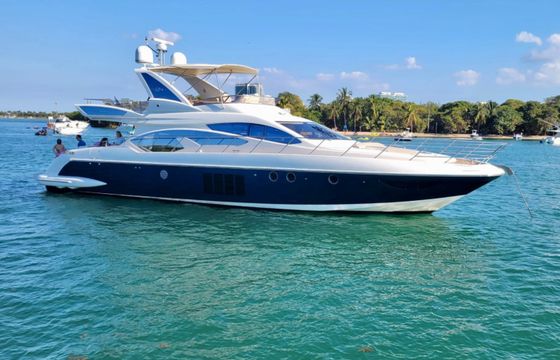 Azimut 66