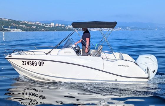 Quicksilver Activ 555 Open