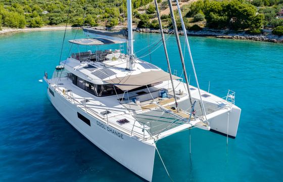 Lagoon 560