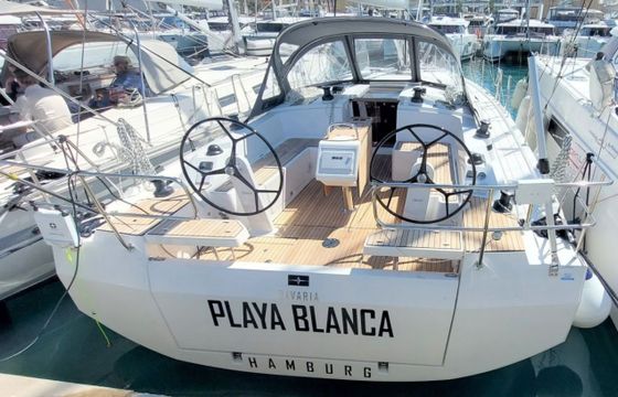 Bavaria C42