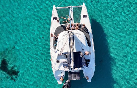 Lagoon 38
