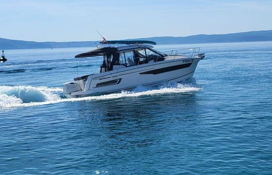 Jeanneau Merry Fisher 895