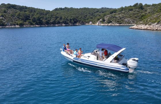 Aquamax 27 offshore