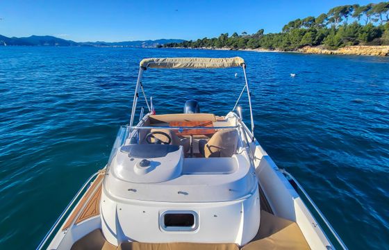 Jeanneau Cap Camarat 6.5 WA