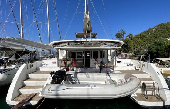 Lagoon 450 F