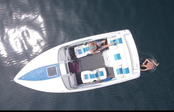 Rinker Captiva 209