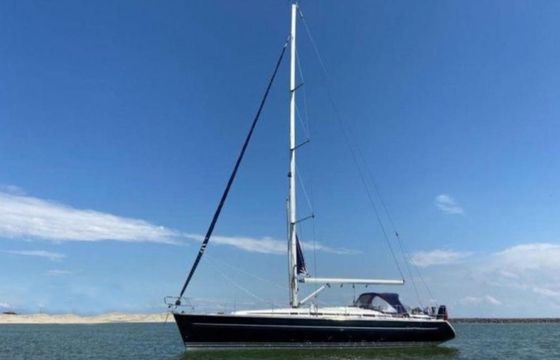 Bavaria 44