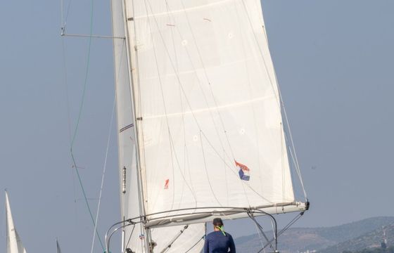 Elan E4