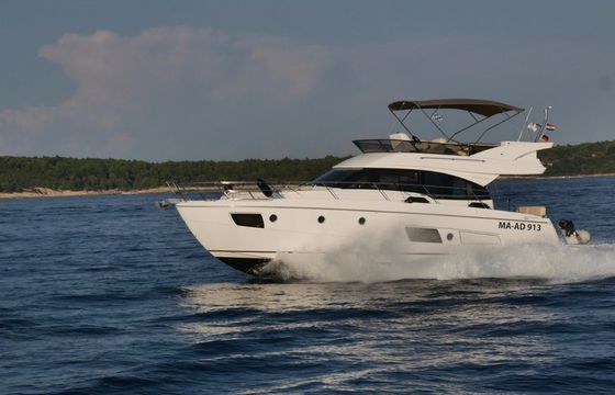 Bavaria Virtess 420 Fly