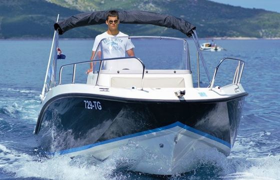 Quicksilver 675 Activ Open