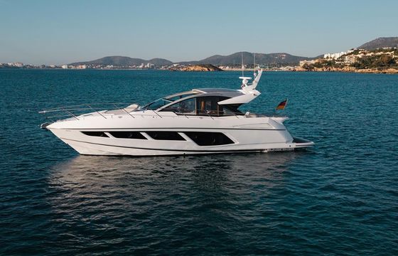 Sunseeker Predator 57