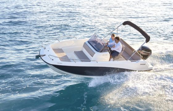 Quicksilver Activ 605 Open