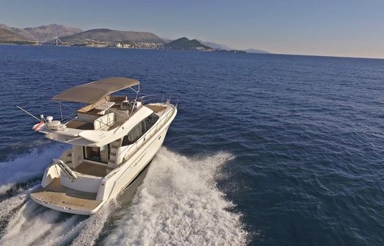 Jeanneau Prestige 400 Fly