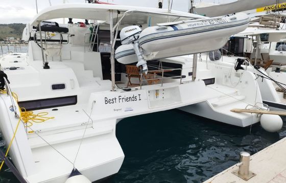 Lagoon 42