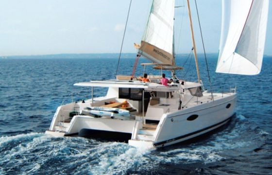Fountaine Pajot Helia 44