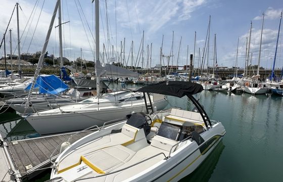 Bénéteau Flyer 6.6 SPORTdeck