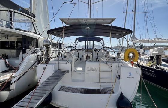 Bénéteau Oceanis 54