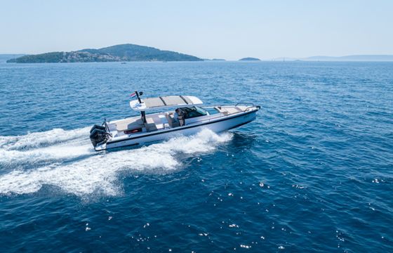 Axopar 37 Sun-Top