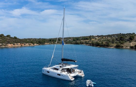 Lagoon 42