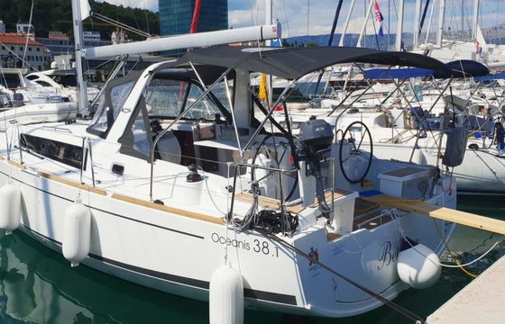 Bénéteau Oceanis 38.1