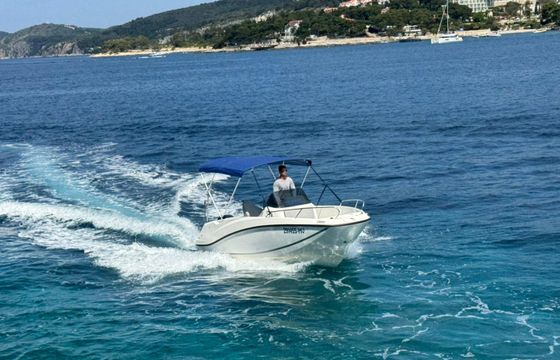 Quicksilver Activ 555 Open