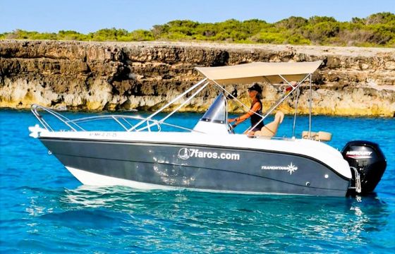 Polyester Yacht Open 550