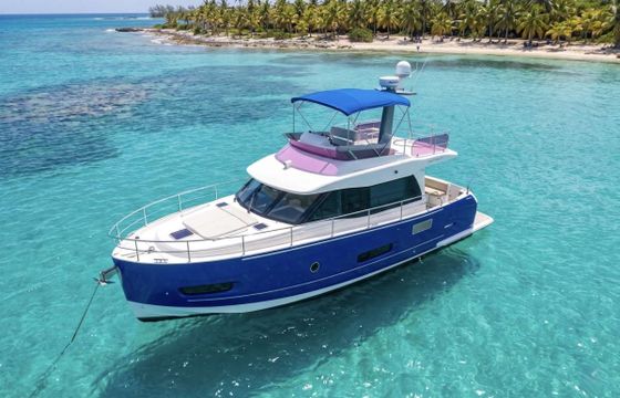 Azimut Caprice