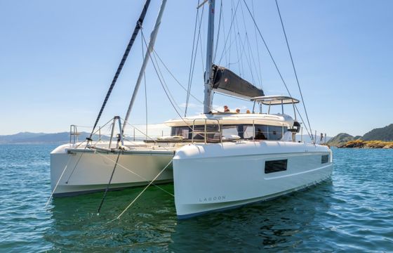 Lagoon 43