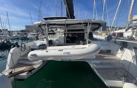 Lagoon 42