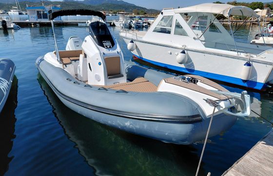 Levante 7.50