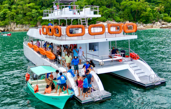 Custom Made Mega Catamaran 100-30 FT