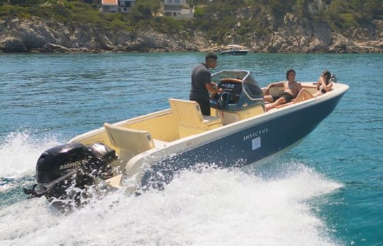 Invictus 200 FX
