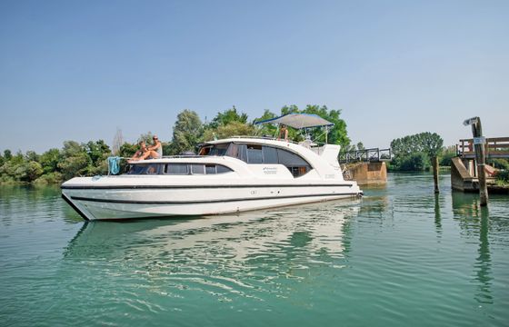 Houseboat Holidays Italia Minuetto 6+