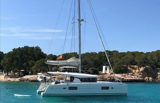 Lagoon 42