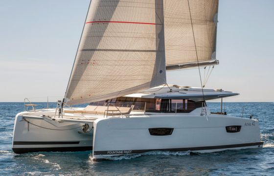 Fountaine Pajot Astrea 42