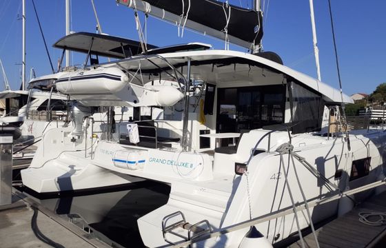 Lagoon 42