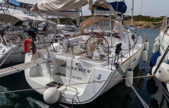 Bénéteau Oceanis 43