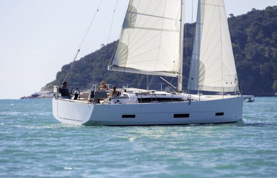 Dufour 390 GL