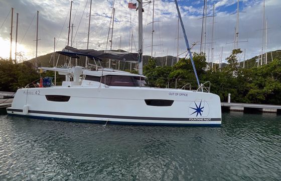 Fountaine Pajot Astrea 42