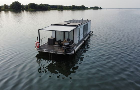 VonAnker 1st Class Werftbau