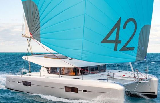 Lagoon 42