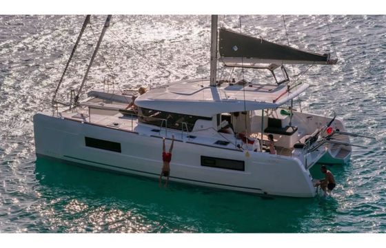Lagoon 40